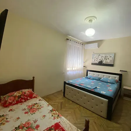 Nina Apartment *